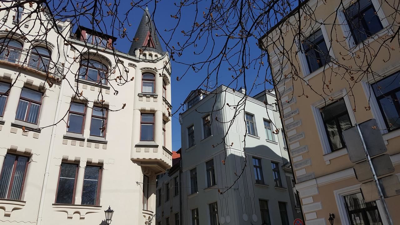 Апартаменты City Inn Riga Apartment, Old Town Liberty promenade with parking Рига